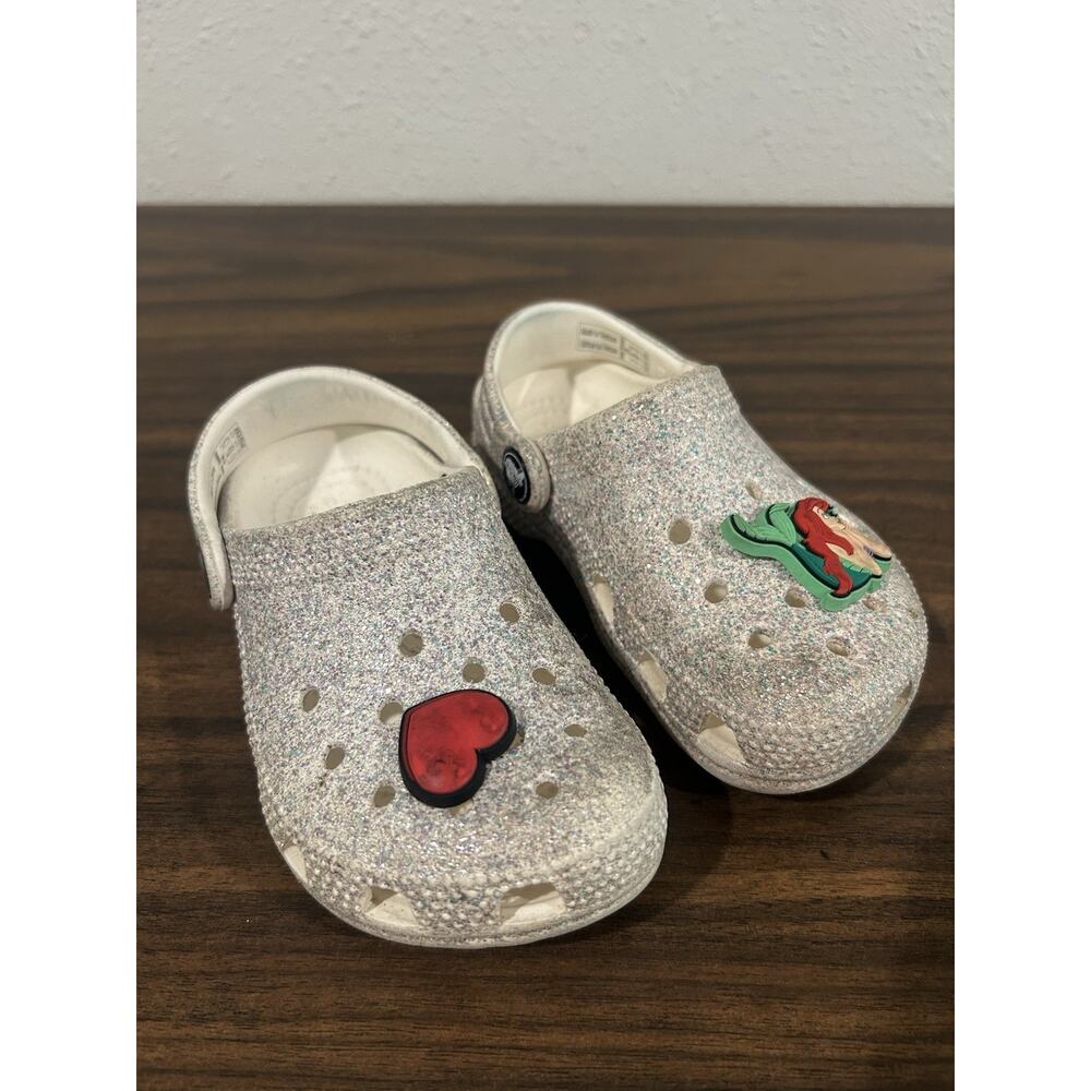 Crocs Classic Glitter Clogs Toddler Girls 8 Sparkle‎ White Silver 206992 Charms
